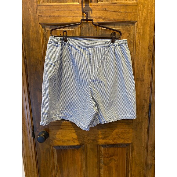 Classic Elements Woman Plus Size 18W Elastic Waist Blue White Seersucker Skort - Picture 4 of 9